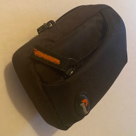 Lowepro digital camera case - Picture 4 of 5